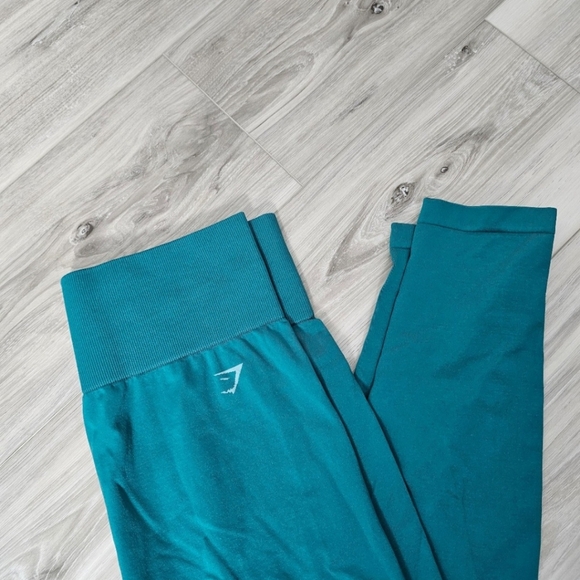 Gymshark Workout Leggings Sz M turquoise green - Picture 12 of 13